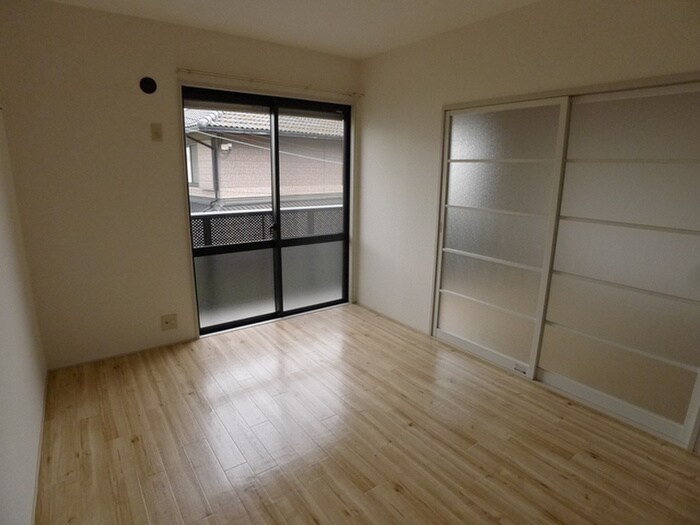 物件内観写真16　(居室)