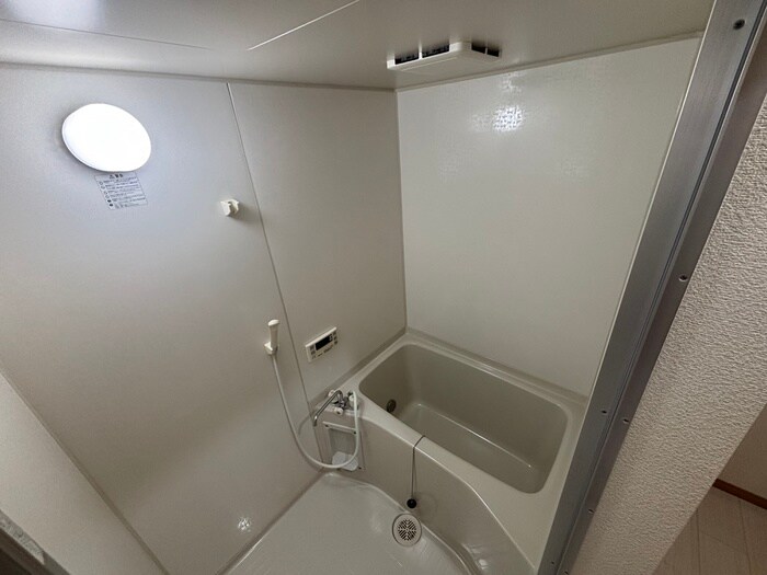 物件内観写真10　(バス／シャワールーム等)