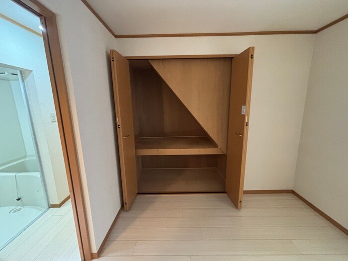物件内観写真20　(収納)