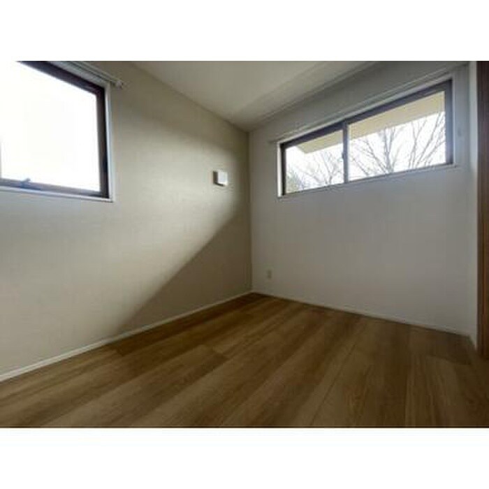 物件内観写真12　(居室)