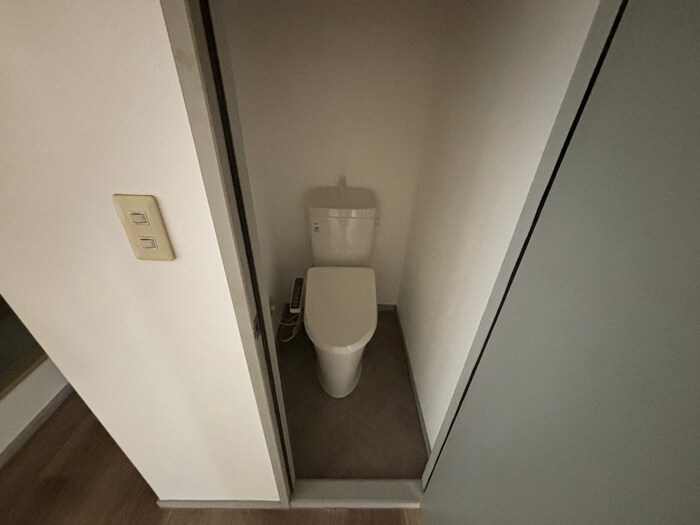 物件内観写真11　(トイレ)