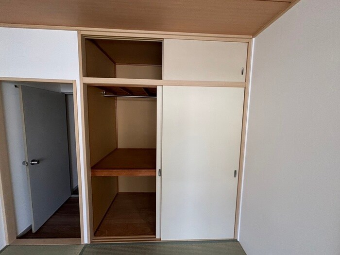 物件内観写真18　(収納)