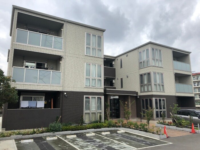 物件外観写真3　(外観写真)