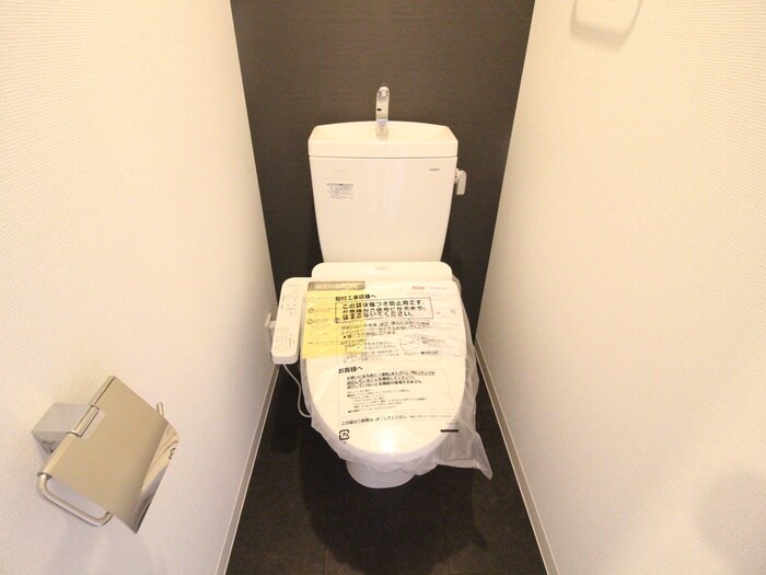 物件内観写真14　(トイレ)