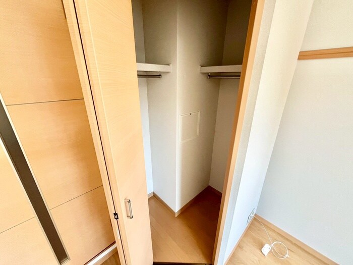 物件内観写真18　(収納)