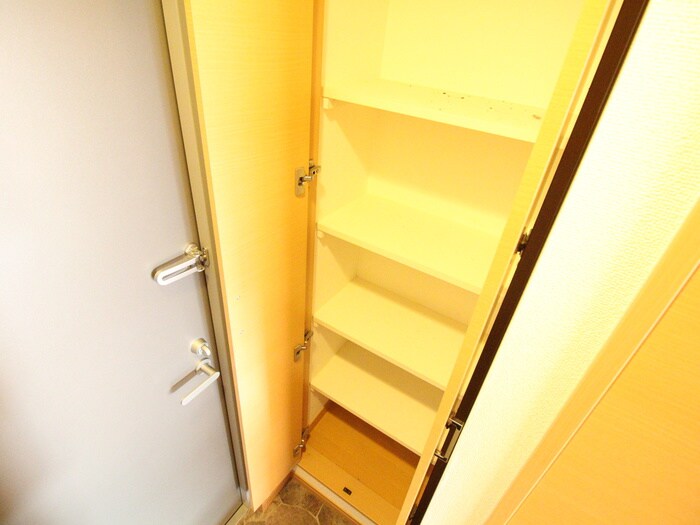 物件内観写真20　(靴箱)