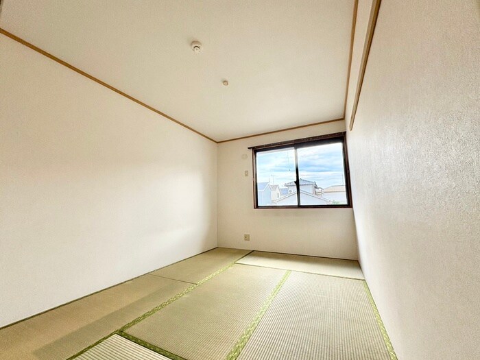 物件内観写真10　(居室)