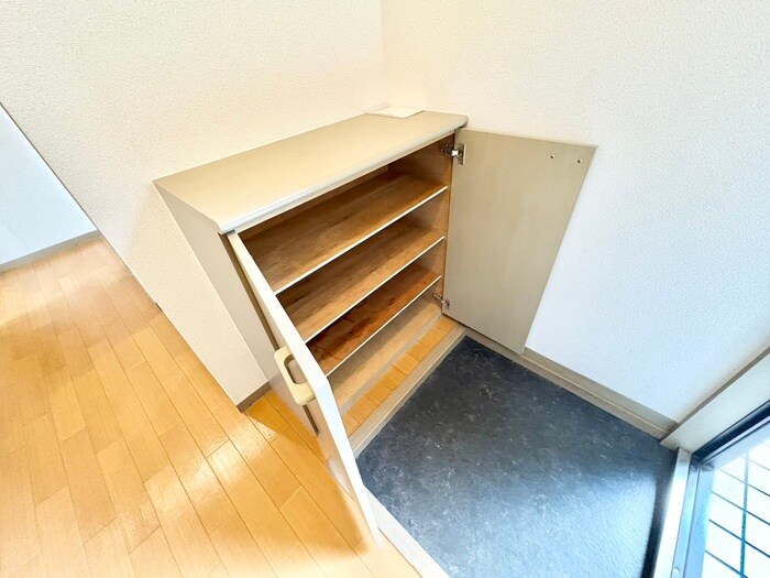 物件内観写真18　(靴箱)