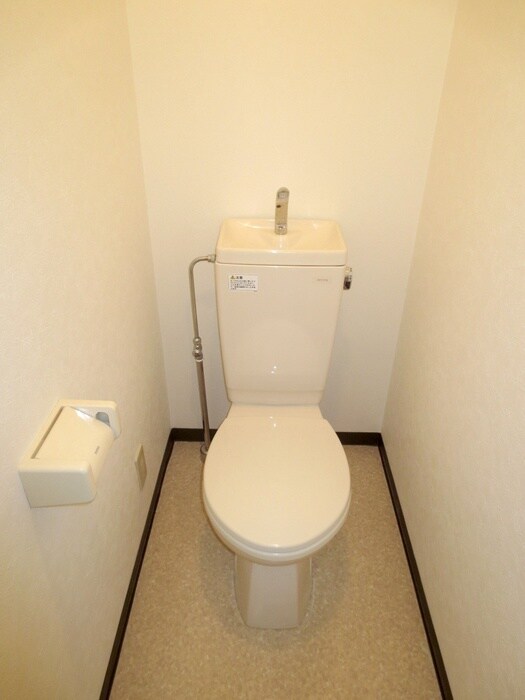 物件内観写真13　(トイレ)