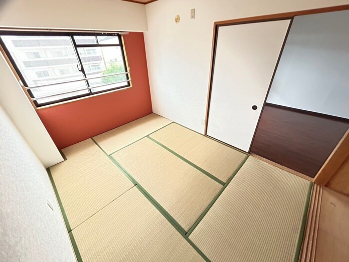 物件内観写真9　(居室)