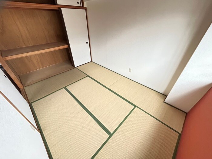 物件内観写真10　(居室)