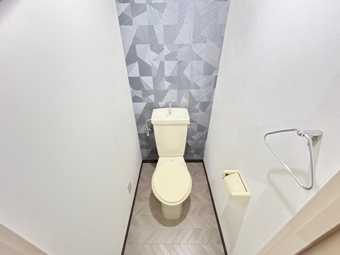 物件内観写真15　(トイレ)