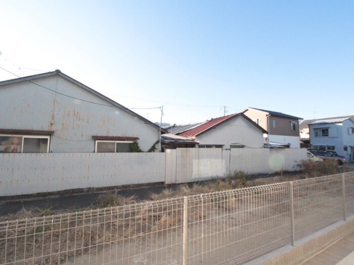 物件内観写真16　(室内からの展望)