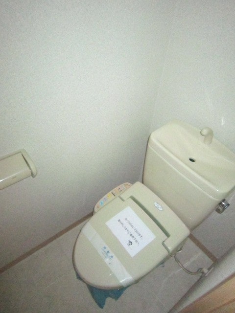 物件内観写真12　(トイレ)