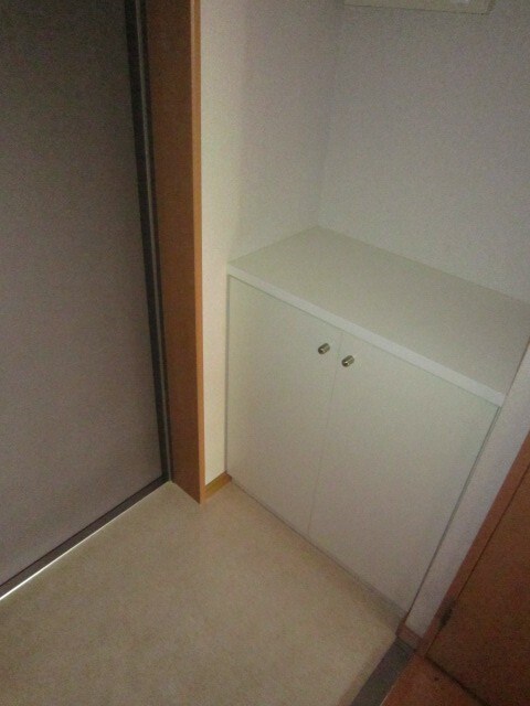 物件内観写真15　(靴箱)