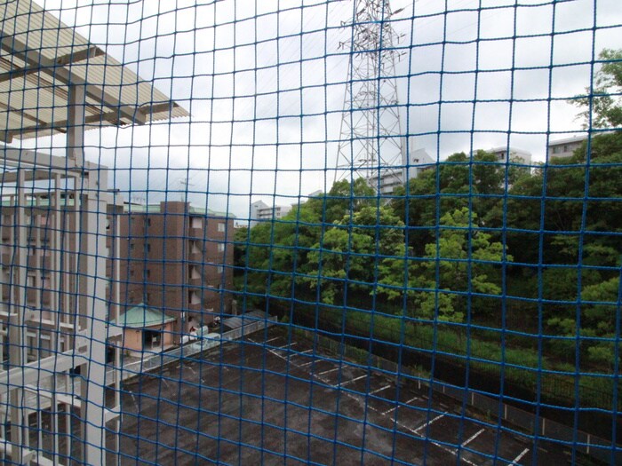 物件内観写真20　(室内からの展望)