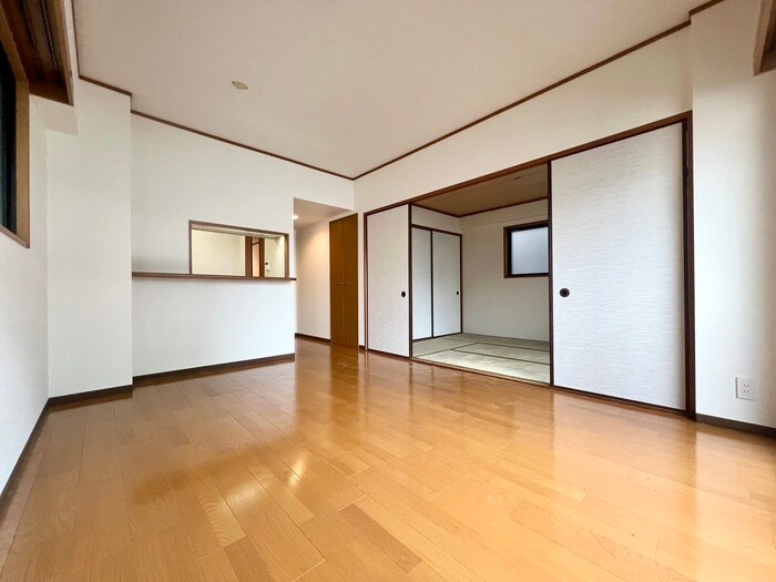 物件内観写真7　(居室)