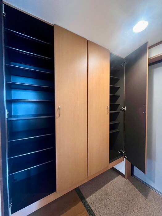 物件内観写真16　(靴箱)