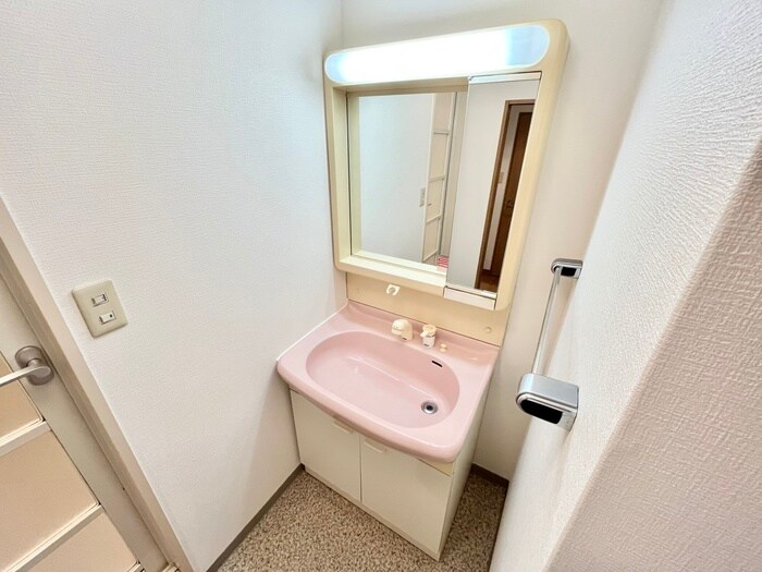 物件内観写真11　(洗面)