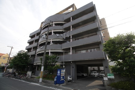 マンションＲＯＶＥＲ外観写真