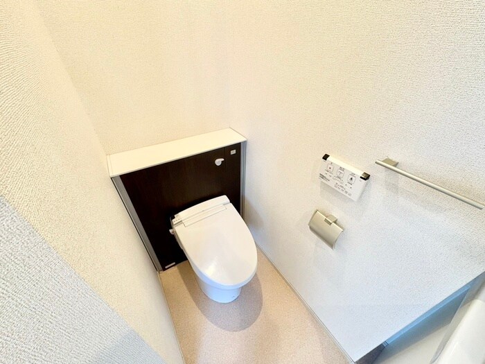 物件内観写真10　(トイレ)