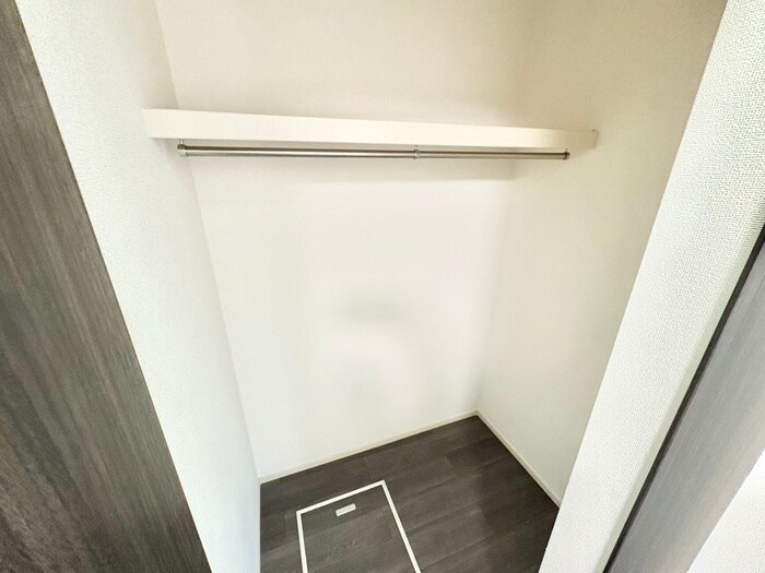 物件内観写真15　(収納)