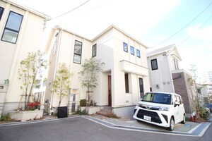 豊中市北緑丘戸建外観写真