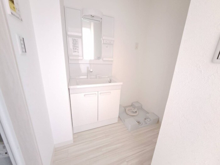 物件内観写真11　(洗面)