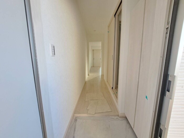 物件内観写真19　(廊下)