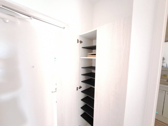 物件内観写真20　(靴箱)