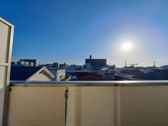 物件内観写真22　(室内からの展望)