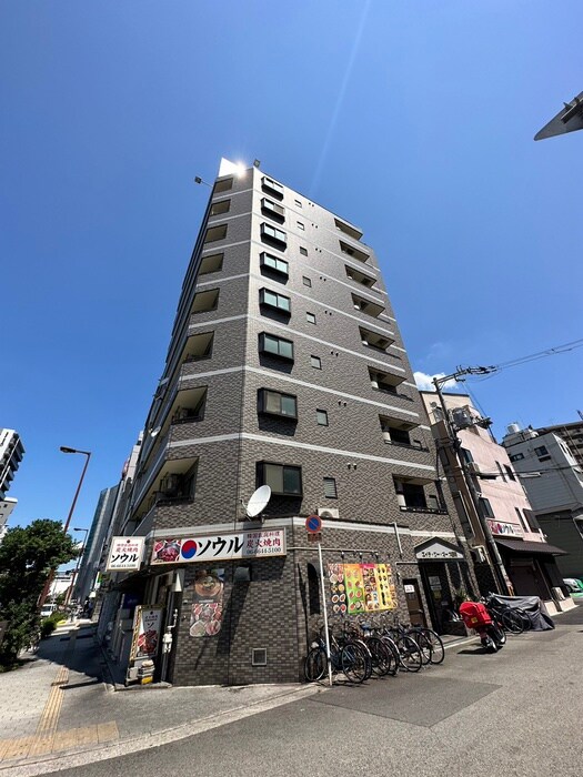 エイチ・ツー・オー大国町の物件外観写真