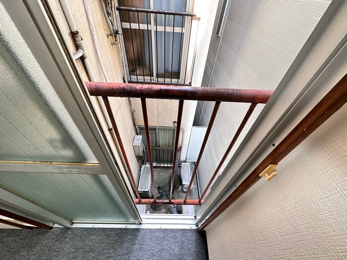 物件内観写真16　(室内からの展望)