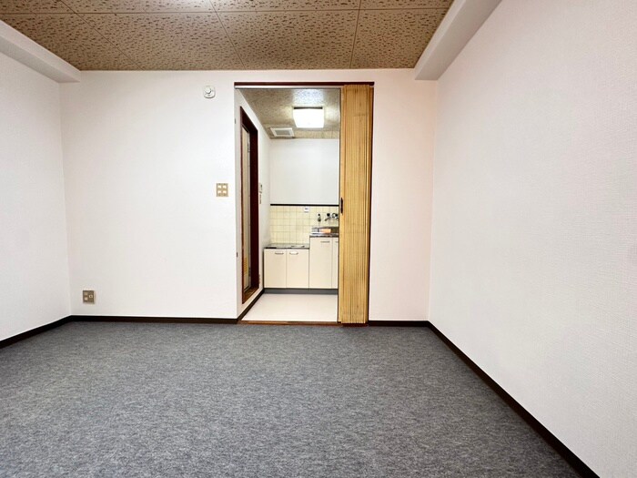 物件内観写真20　(居室)