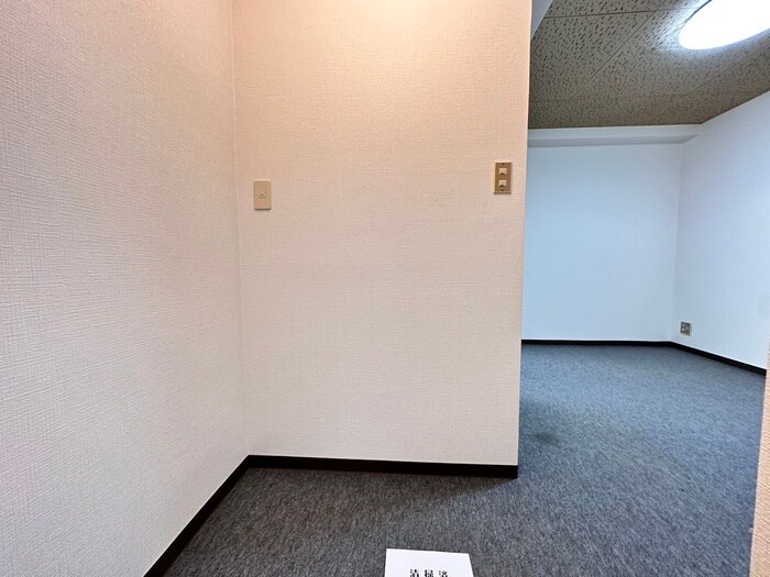 物件内観写真22　(玄関)