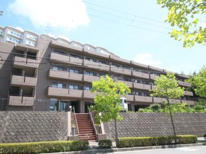 箕面エレガンスヒルズ外観写真