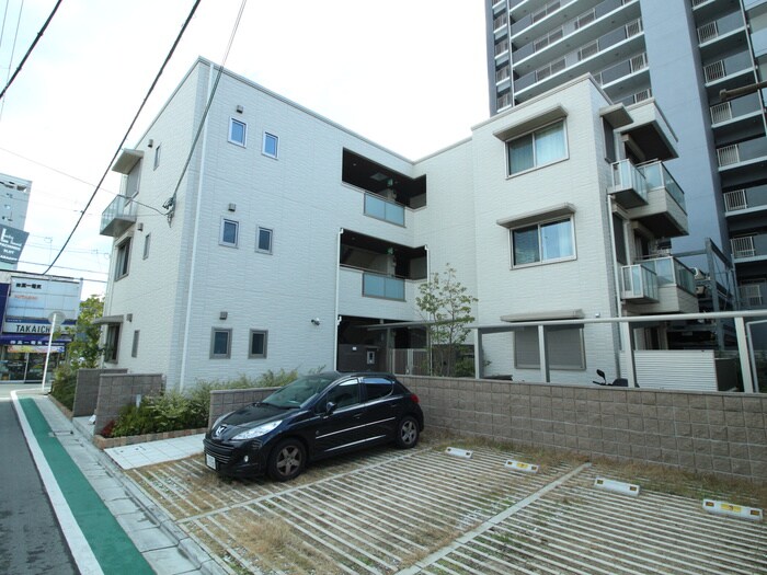 物件外観写真3　(外観写真)