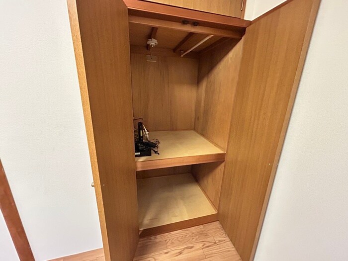 物件内観写真16　(収納)