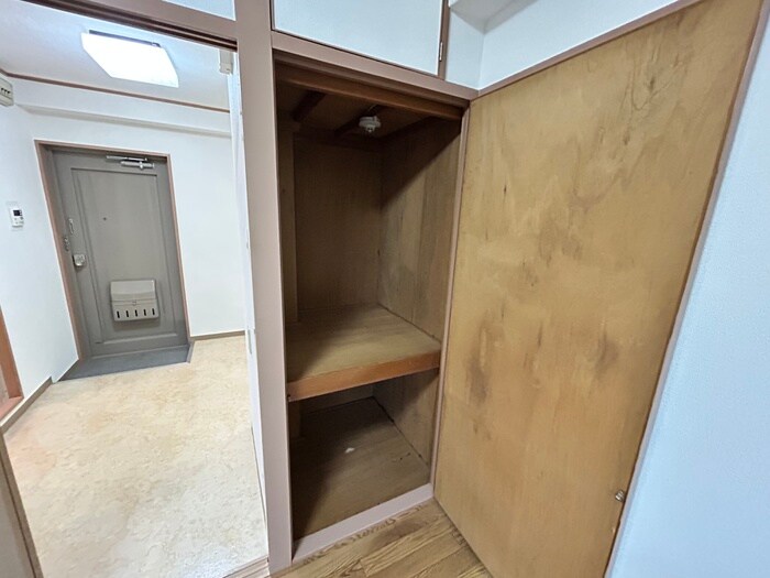 物件内観写真17　(収納)