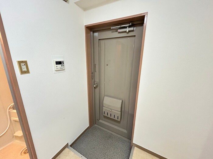 物件内観写真20　(玄関)