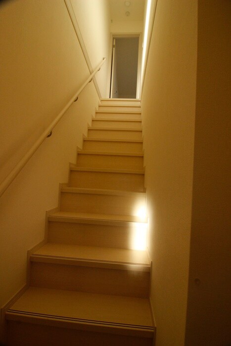 物件内観写真17　(廊下)