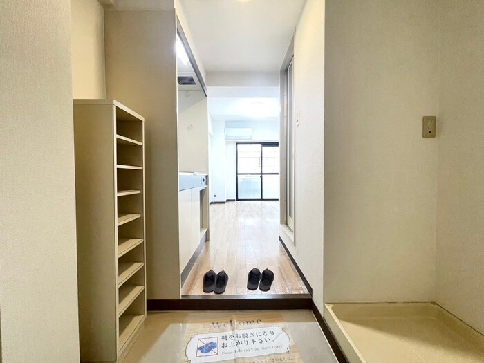 物件内観写真16　(廊下)