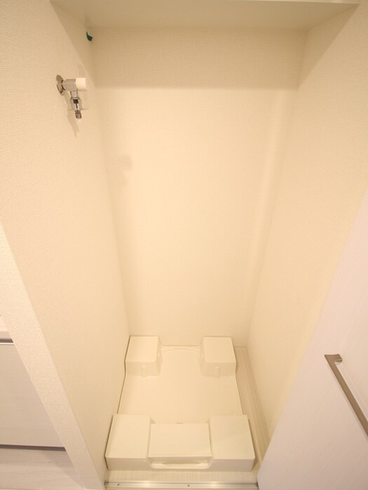 物件内観写真22　(洗濯機置場)