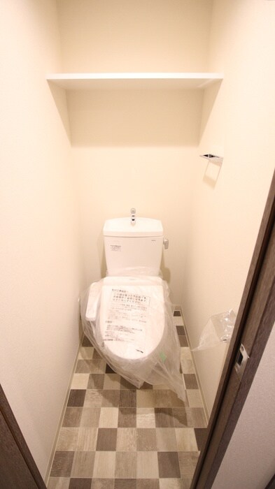 物件内観写真8　(トイレ)