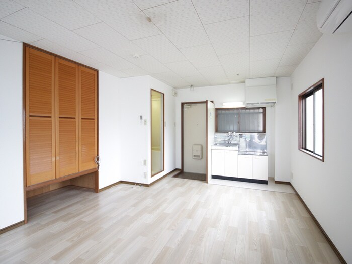 物件内観写真9　(居室)