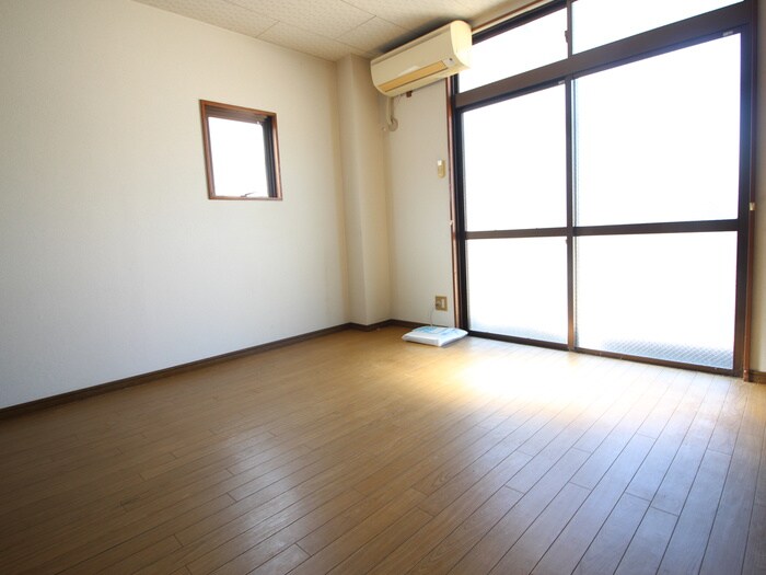 物件内観写真16　(居室)