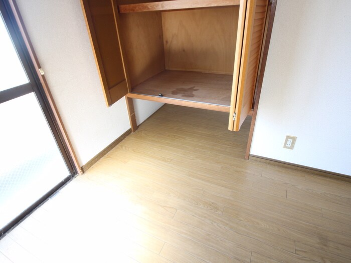 物件内観写真21　(収納)