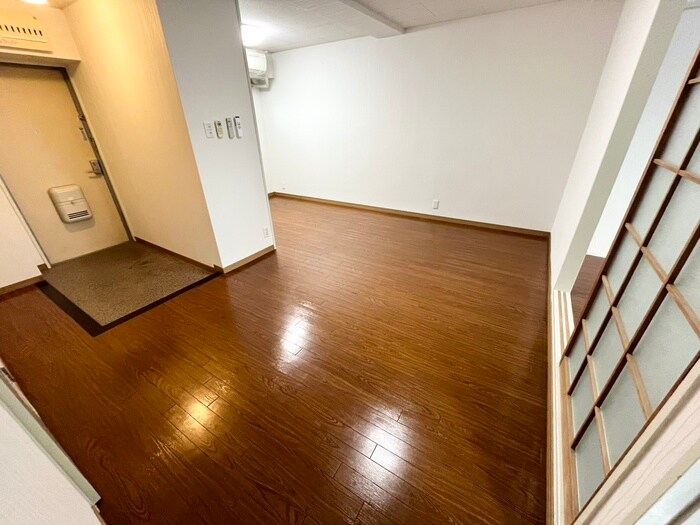 物件内観写真19　(居室)