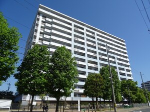 モンセーヌ南茨木A棟(105)外観写真