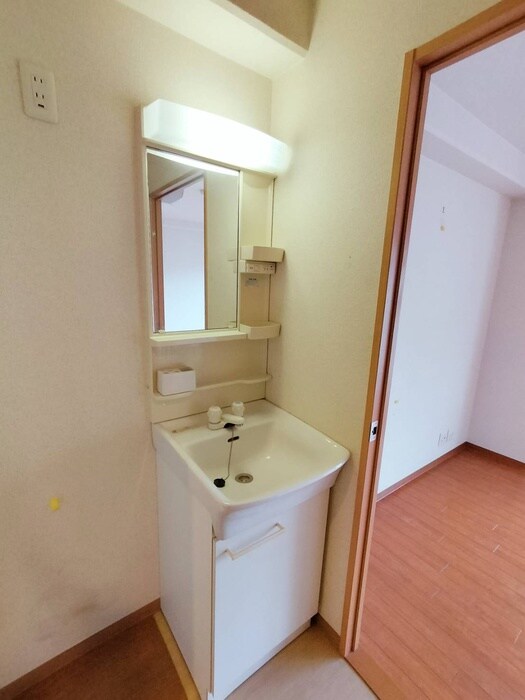 物件内観写真9　(洗面)